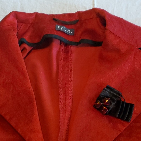 U.T. Jacket - Picture 2 of 3